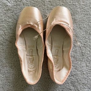 Freed Pointe Shoes 5.5 XX